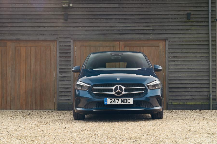  Mercedes-Benz B180 Sport (W247) 2019 года  (UK) (фото 20 из 40)